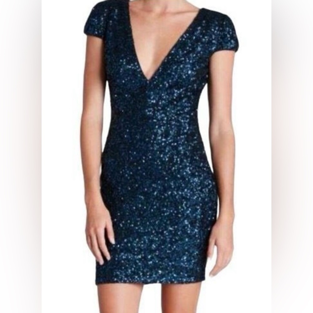 Dress The Population Navy Zoe Cap sleeve plunging sequin mini dress size Medium